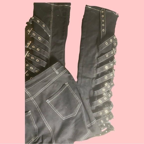Grunge buckle pants - Picture 2 of 2